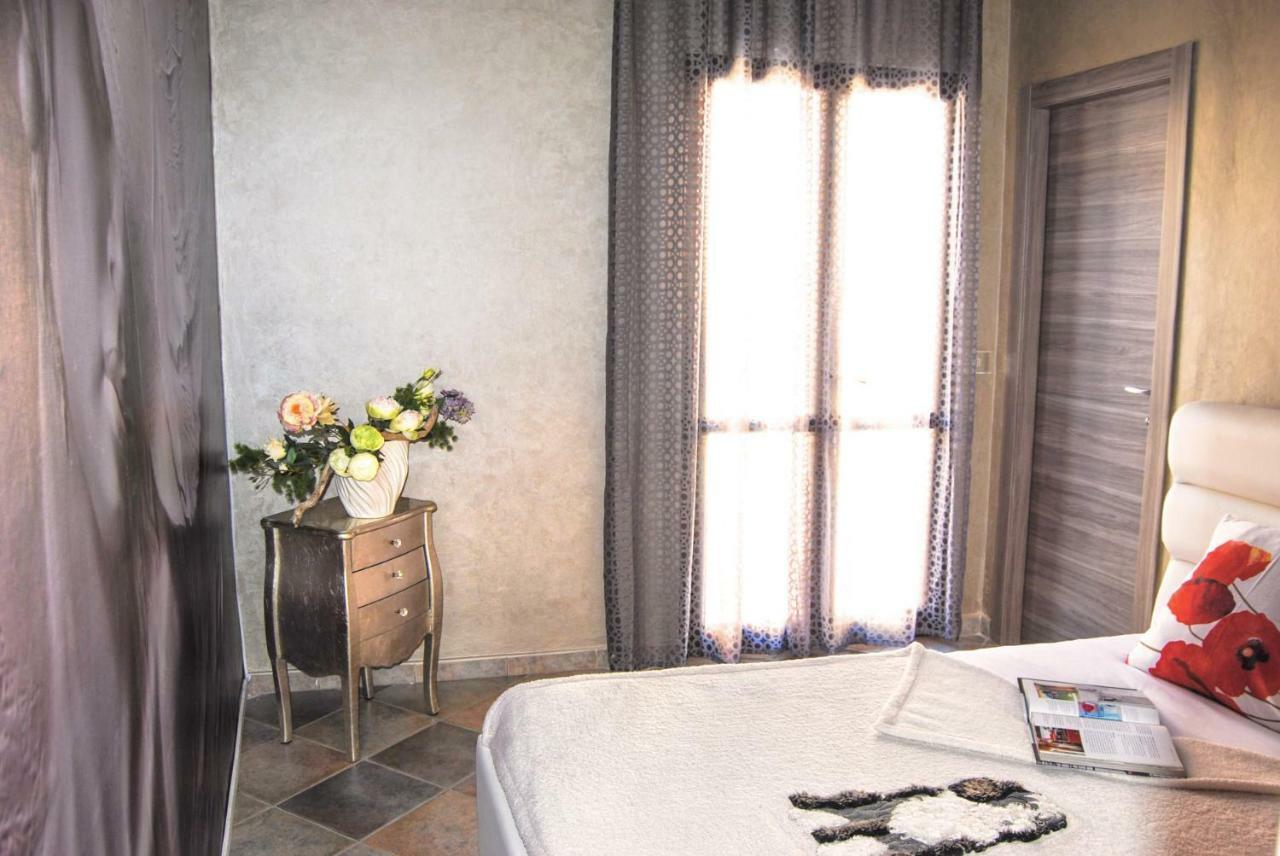 Bed and Breakfast Il Cortile à Bra Extérieur photo